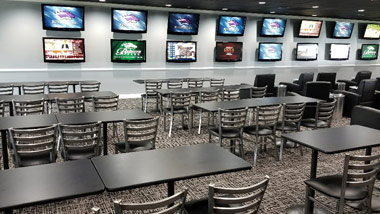 Simulcast Seating at Retama Park